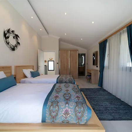 Loop House - Luxury With Pool In Yesiluezuemlue Φετιγιέ